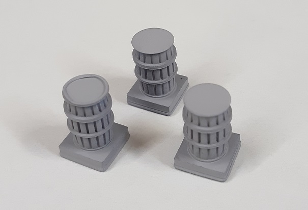 3D Printed Wooden Barrel on Pallet ~ HO Scale